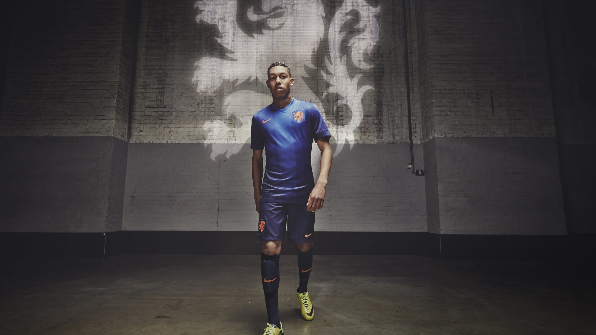 逆转神话:那些令人毛骨悚然的欧冠奇迹,天下足球欧冠十大逆转